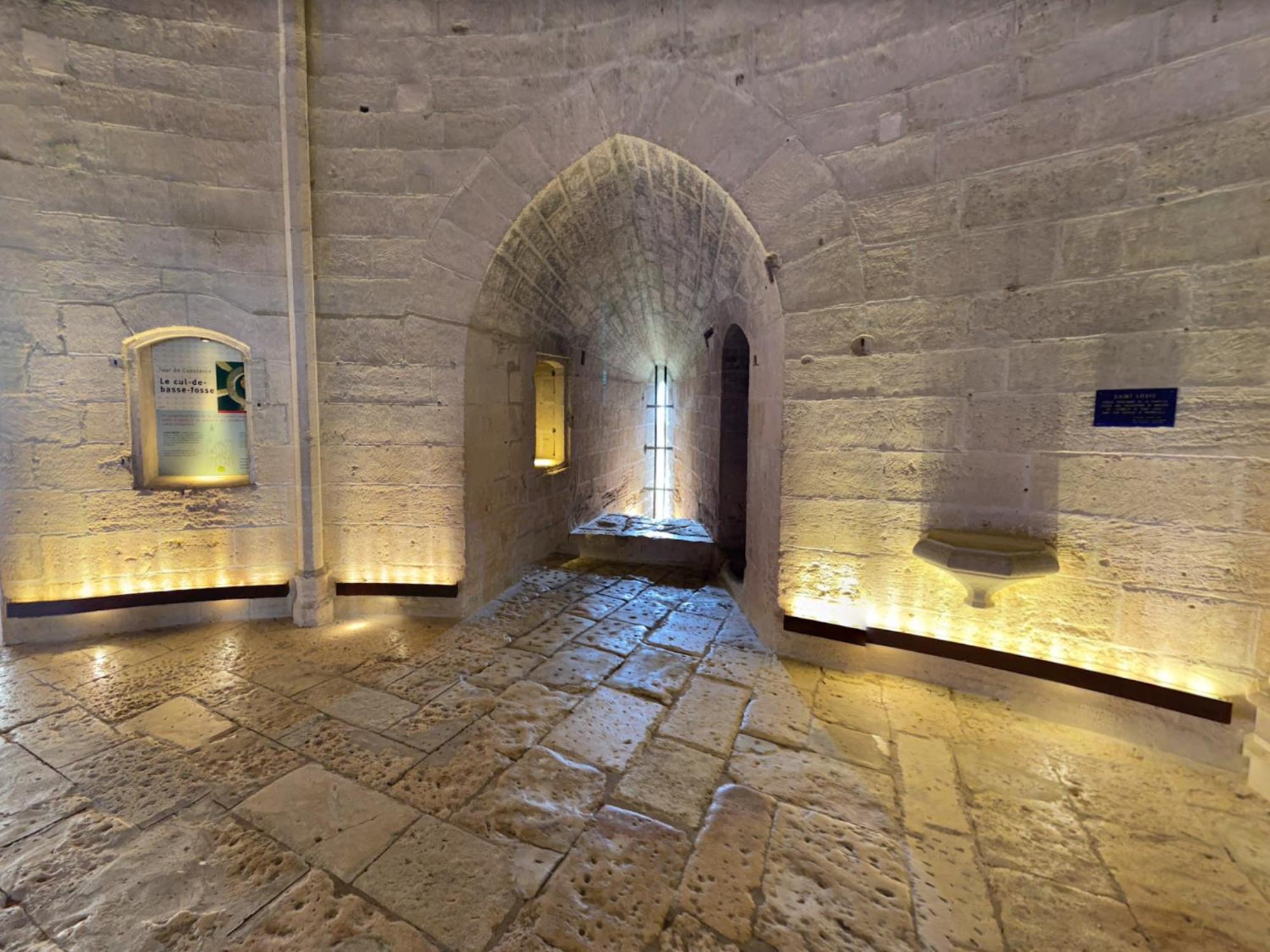 Maison Cosy, 2 Chambres, Adossee Aux Remparts Айга-Мортас Екстериор снимка